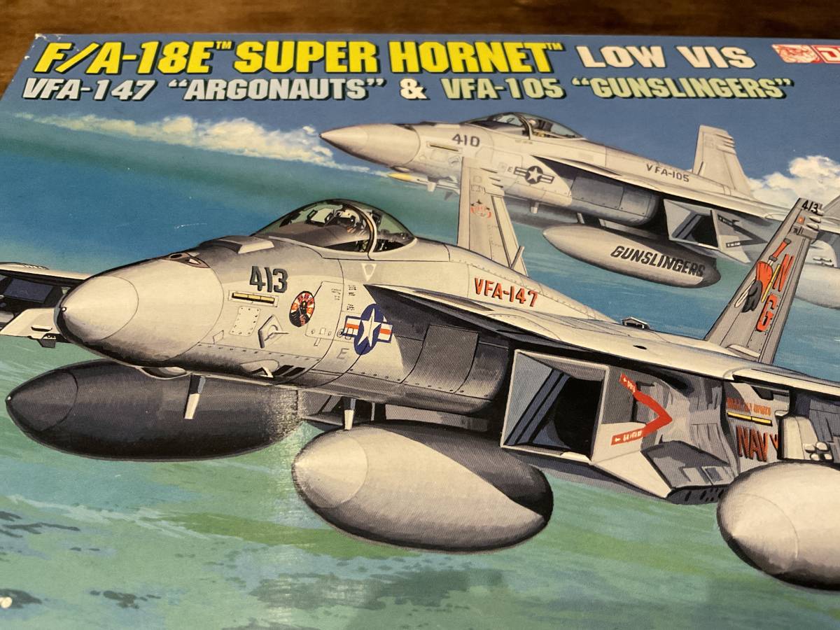 1/144 DRAGON F/A-18E SUPER HORNET / ドラゴン スーパーホーネット_画像1