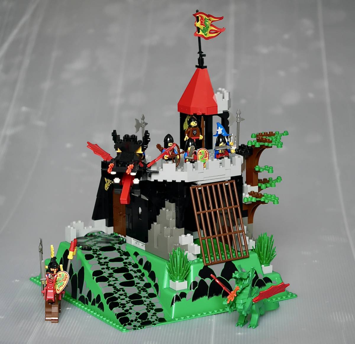 ☆ビンテージモデル LEGO 6082 お城シリーズ マジックドラゴン城/Fire