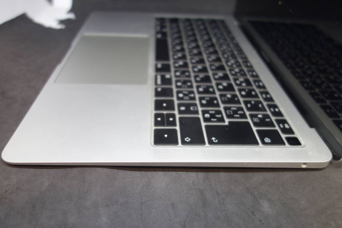 （434）ジャンク　Apple MacBook Air 2019　13インチ Retinaディスプレイ シルバー_画像3