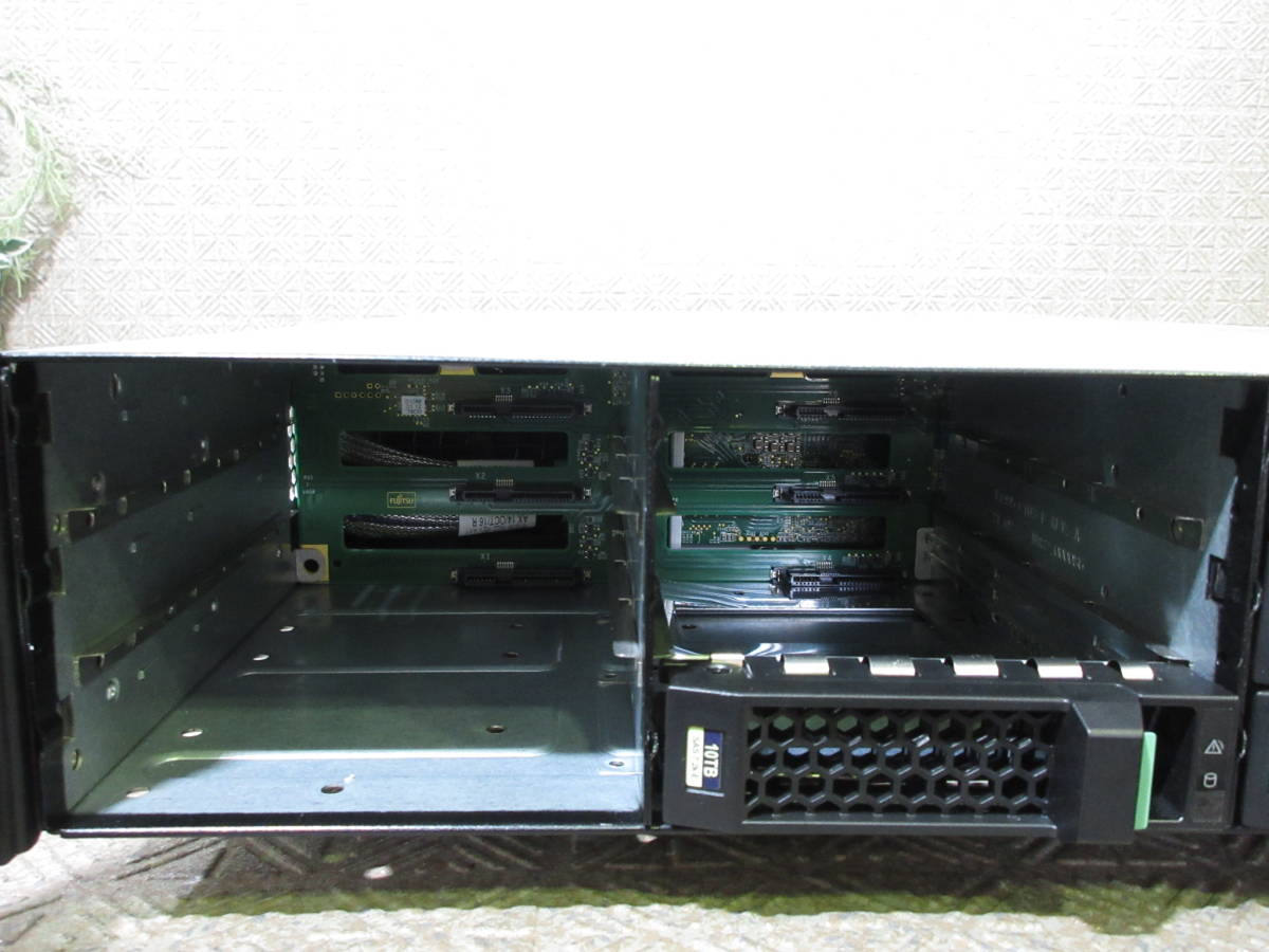 【※HDD無し】富士通 PRIMERGY RX2540 M2 / Xeon E5-2623v4 2.60GHz *2CPU / 32GB / RAID EP400i / No.S939_画像5