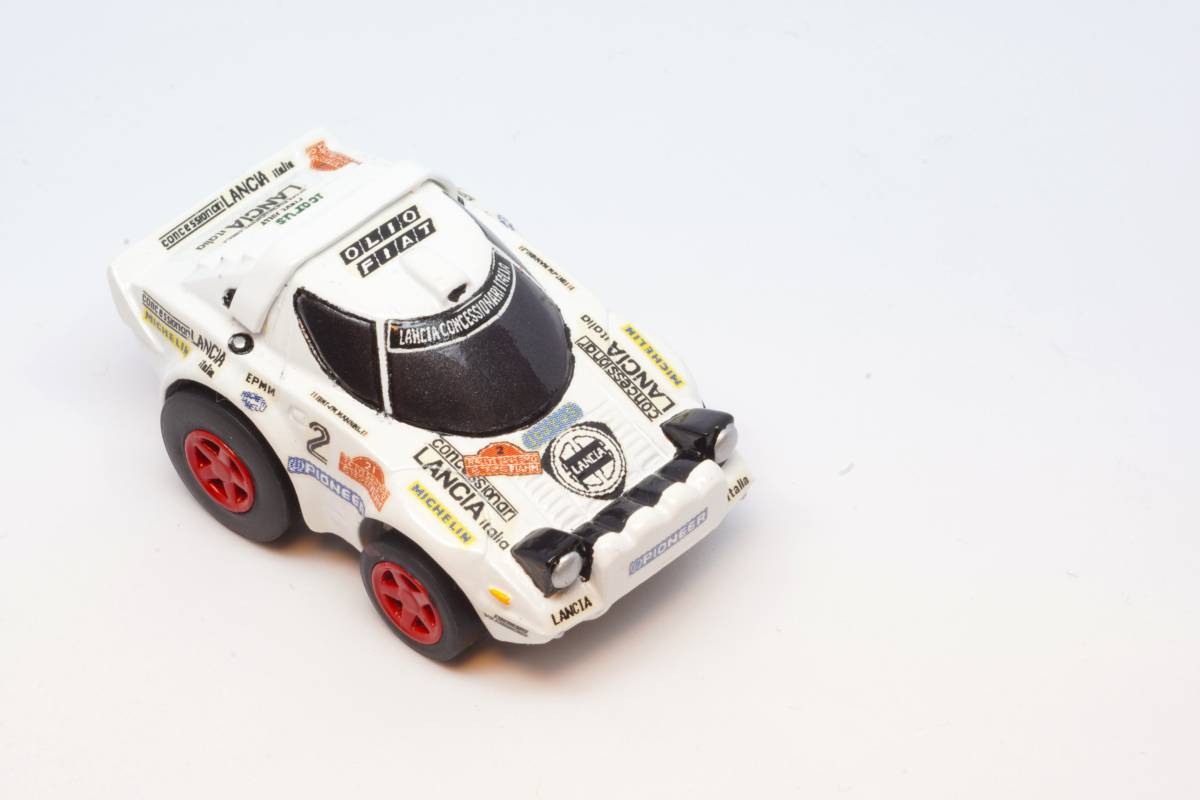 自作ミニカー Lancia Stratos ランチア ストラトス 1979 WRC サンレモラリー ウィナー ジョリークラブ レジンボディー完成品_画像9