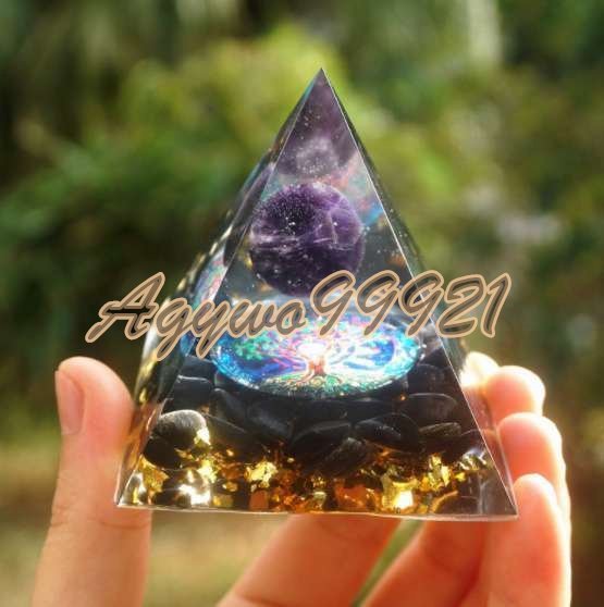 オルゴナイト ピラミッド 6０ｍｍ アメジスト 水晶球 黒曜石 金箔 ナチュラルクリスタル オルゴンエネルギー 治癒 l00396s_画像3