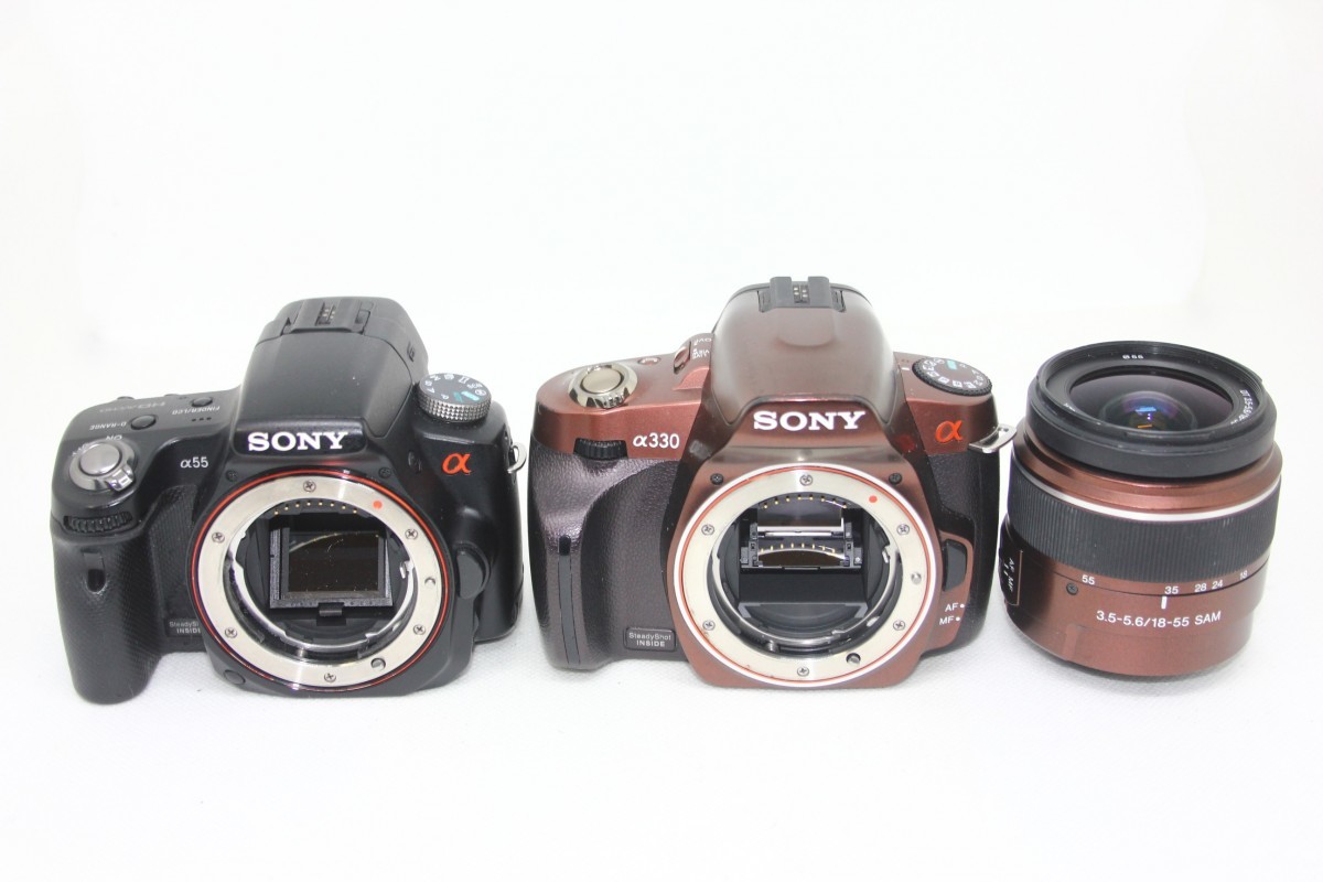 まとめ売り】SONY α330 レンズキット+α55 ボディ #0093-765 まとめ売り】SONY α330 レンズキット+α55 ボディ #0093-765
