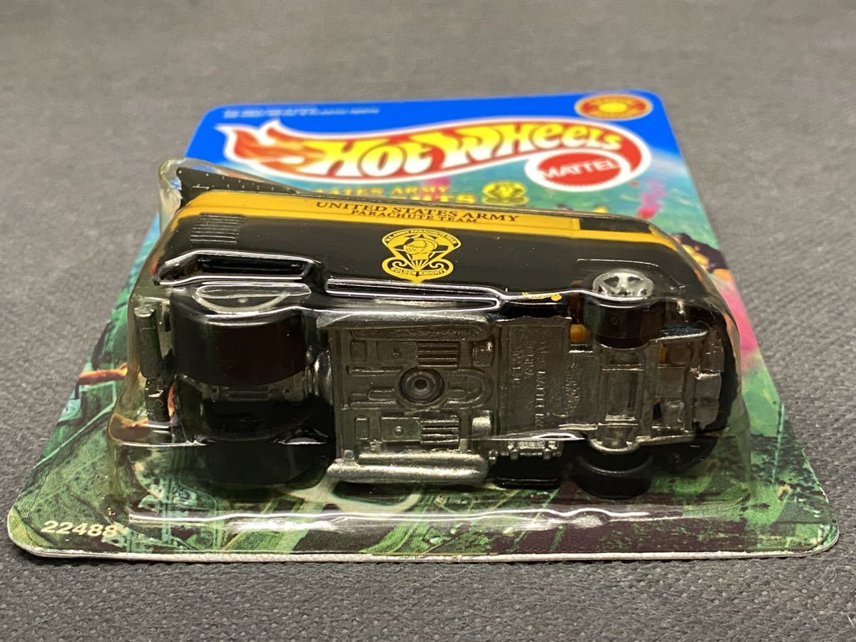 VW BUS (Volkswagen Drag Bus) 《United States Army Golden Knights》 《ワーゲン ドラッグ バス》 1999年 Hot Wheels ホットウィール_画像6