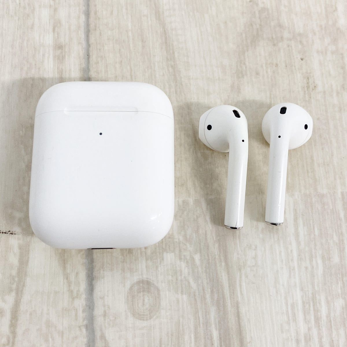 Apple airpods 第2世代A1938 A2032 A2031_画像1