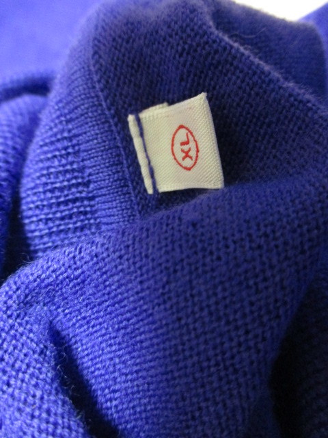 ユニクロ　綺麗な紫★タートルネック～薄手セーター　ウールマーク付き_画像6