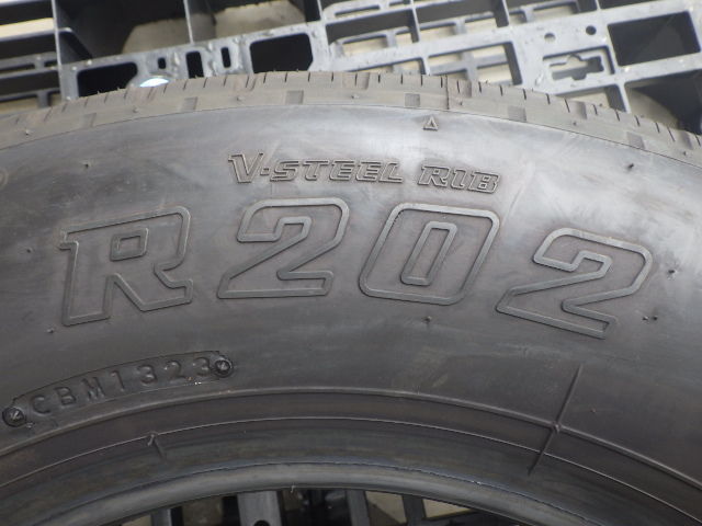 ★条件付き送料無料 【225/70R16 117/115L LT】★新車外し 10分山程度★BRIDGESTONE ブリヂストン R202★2023年★1本★管TS_画像5