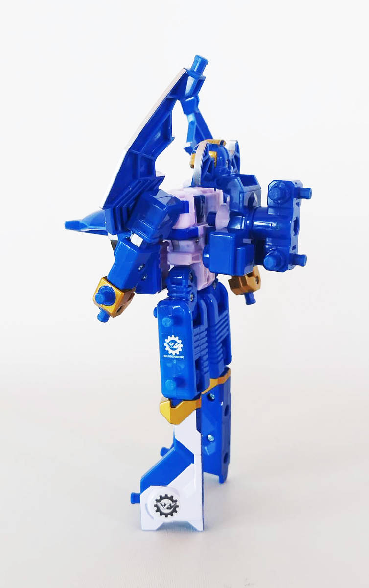 バンダイ マシンロボムゲンバイン ムゲンエンジン合体シリーズ バンダイ マシンロボムゲンバイン ムゲンエンジン合体シリーズ