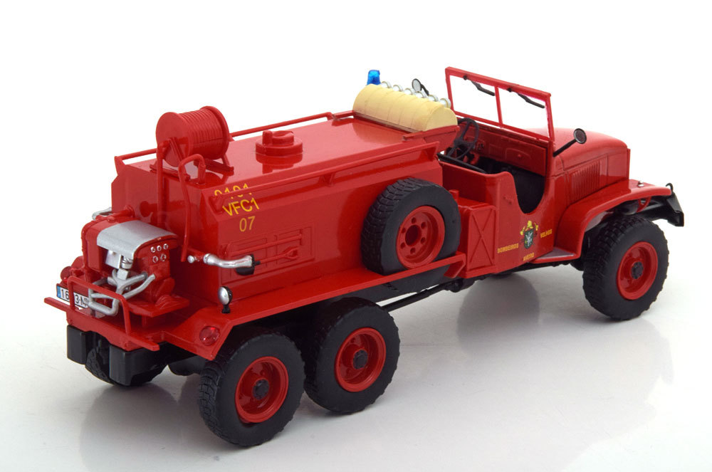 1/43　消防車コレクションばらし　GMC CCKW 353 fire engine Portugal_画像2