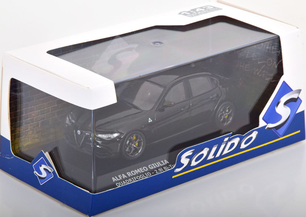 solido 1/43 Alfa Romeo Giulia Quadrifoglio 2019　ブラック　アルファロメオ　ジュリア_画像3