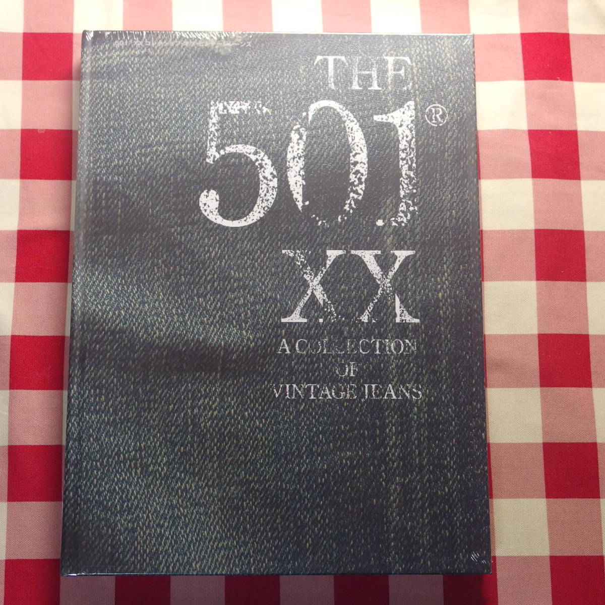 新品未開封 THE 501XX A COLLECTION OF VINTAGE JEANS シュリンク未開封 ビンテージ ジーンズ 写真集 リーバイスの画像1