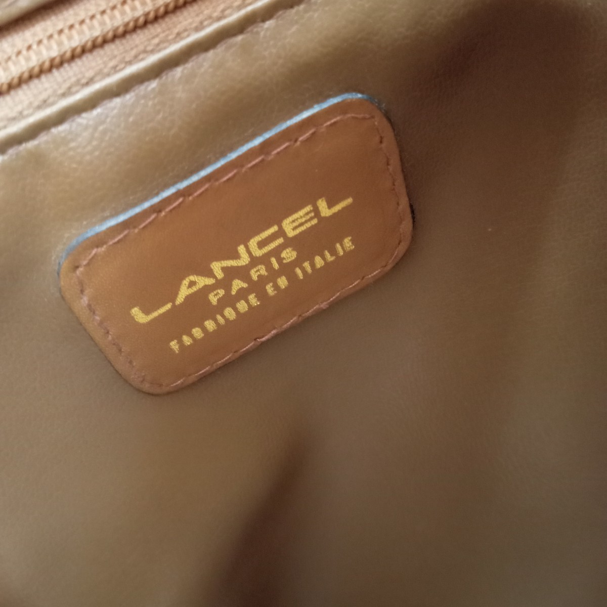 曽我部1月No 96 バッグ LANCEL ランセル ショルダーバッグ 巾着 レザー ブラウン系 肩掛けカバン ブランドバッグ_画像5