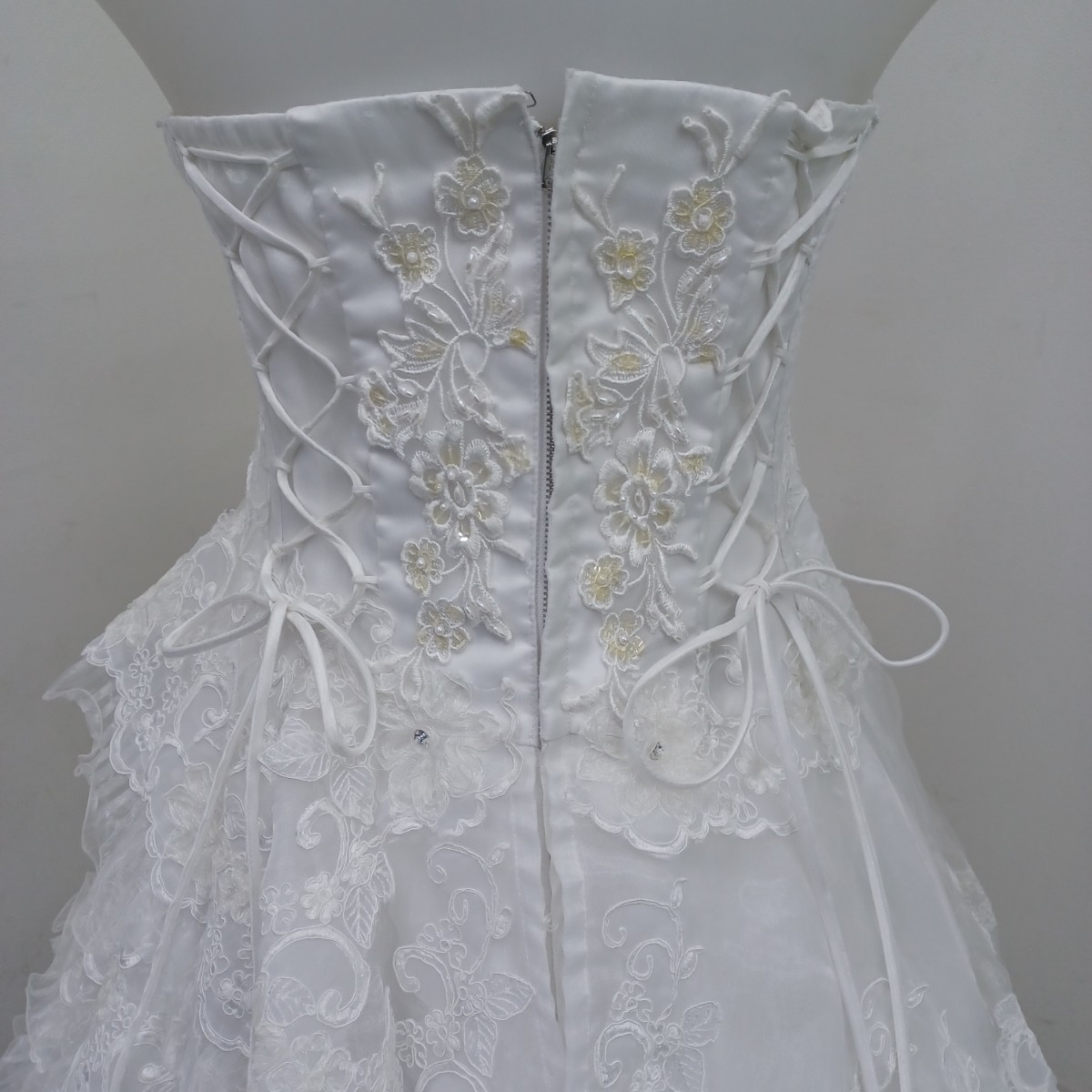  【送料無料】石) カラードレス ⑫ 大きいサイズ 白 ドレス 結婚式 パーティー 衣装 ウエディング ブライダル(240130)_画像5