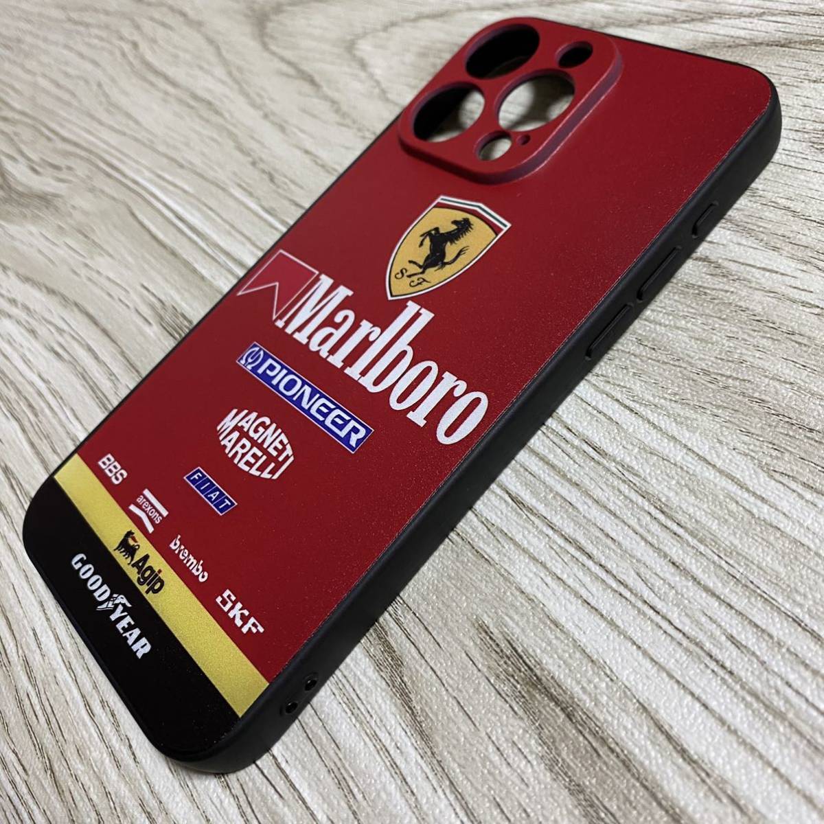 マールボロ フェラーリ iPhone 15 Pro Max ケース F1 Ferrari マルボロ プロスト アレジ シューマッハ スマホの画像2