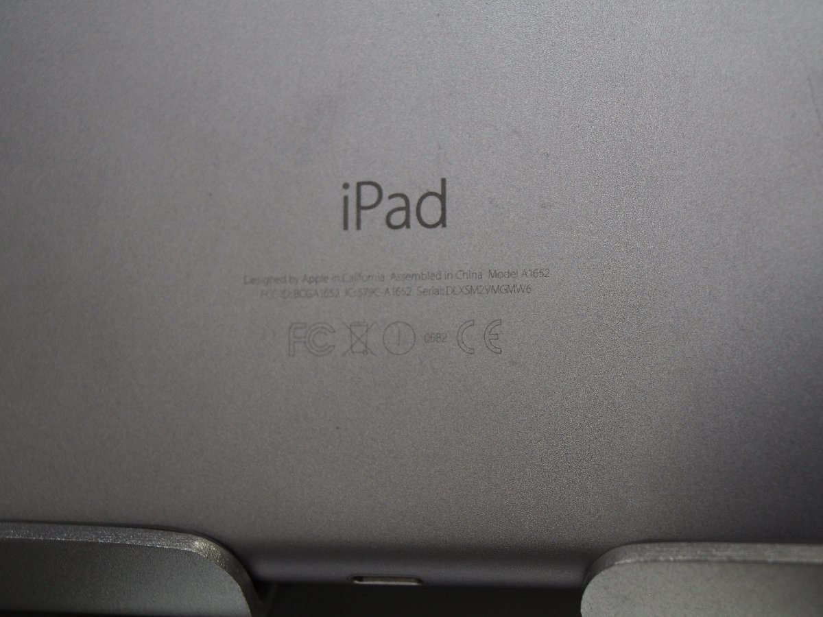 Apple iPad Pro 12.9インチ A1652 基盤無 起動不可 ジャンク D50326_画像2