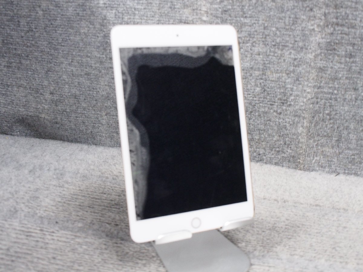 Apple iPad mini4 A1538 基盤無 起動不可 ジャンク D50321_画像3