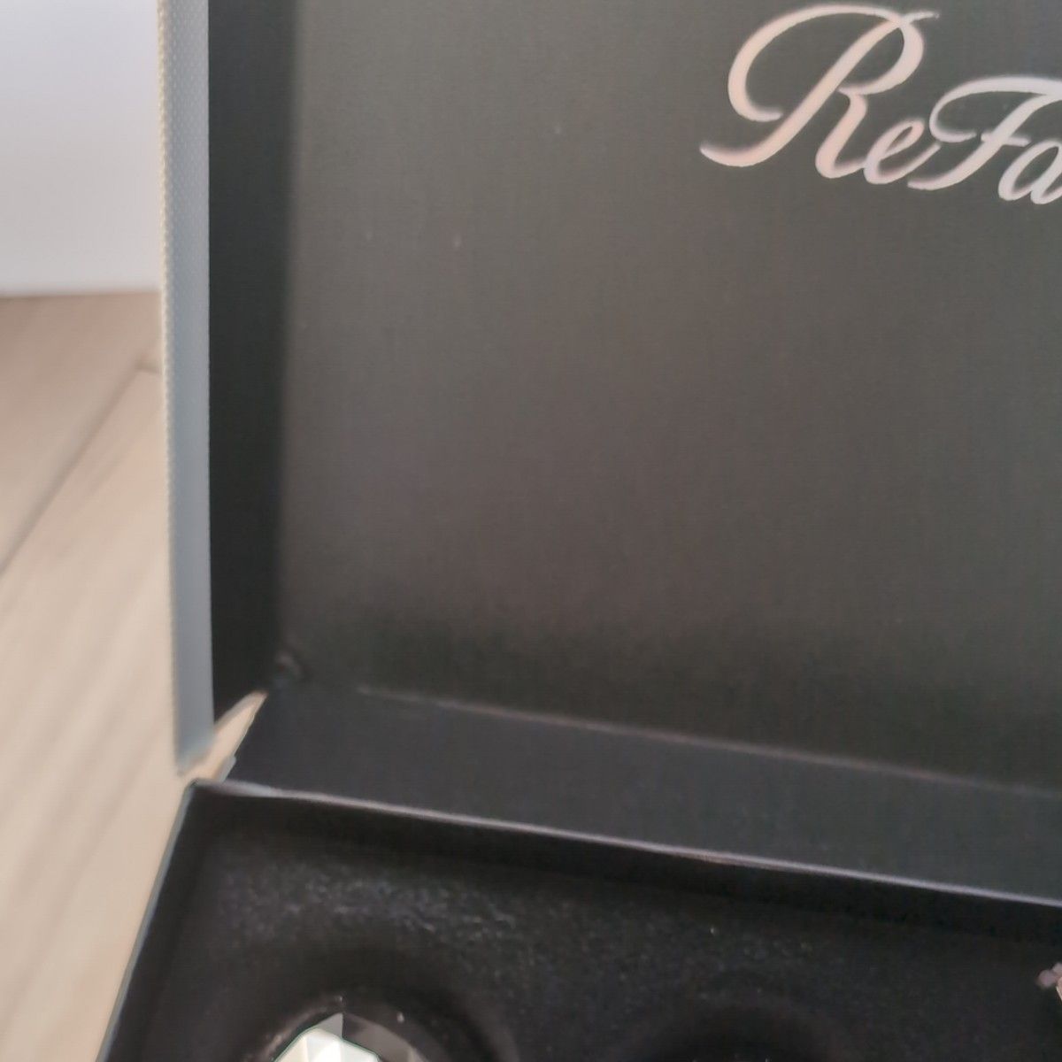 新品 シリアルナンバー有 ReFa CARAT リファカラット PEC-L1706 新品 シリアルナンバー有 ReFa CARAT リファカラット PEC-L1706