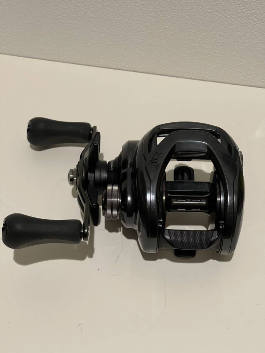 ダイワタトゥーラ TW400XHL左ハンドル DAIWA ベイトリール TW300400_画像2