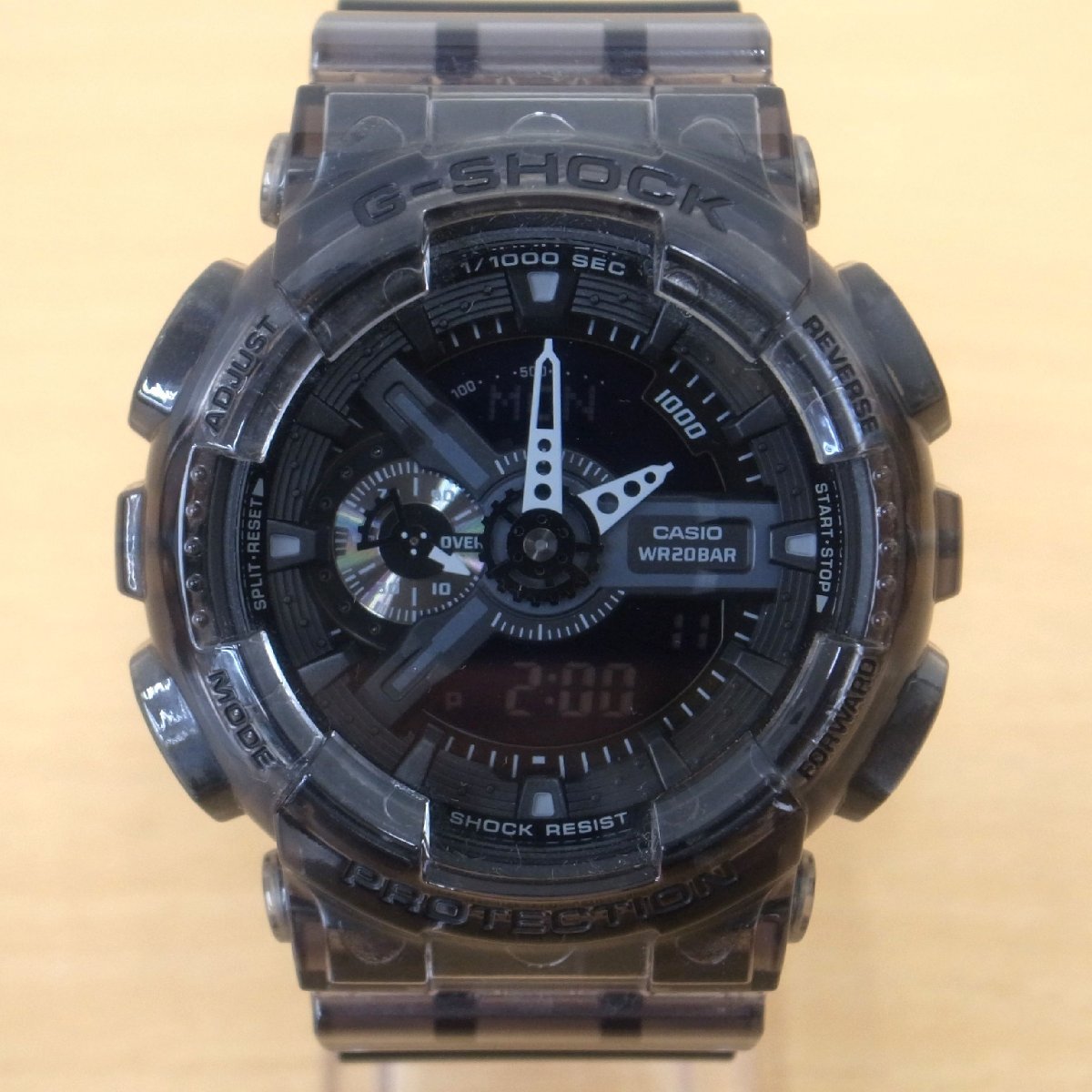 1180T　CASIO カシオ　G-SHOCK　GA-110SKE-8AJF　アナログ デジタル　アナデジ　クォーツ　メンズ腕時計　美品_画像2