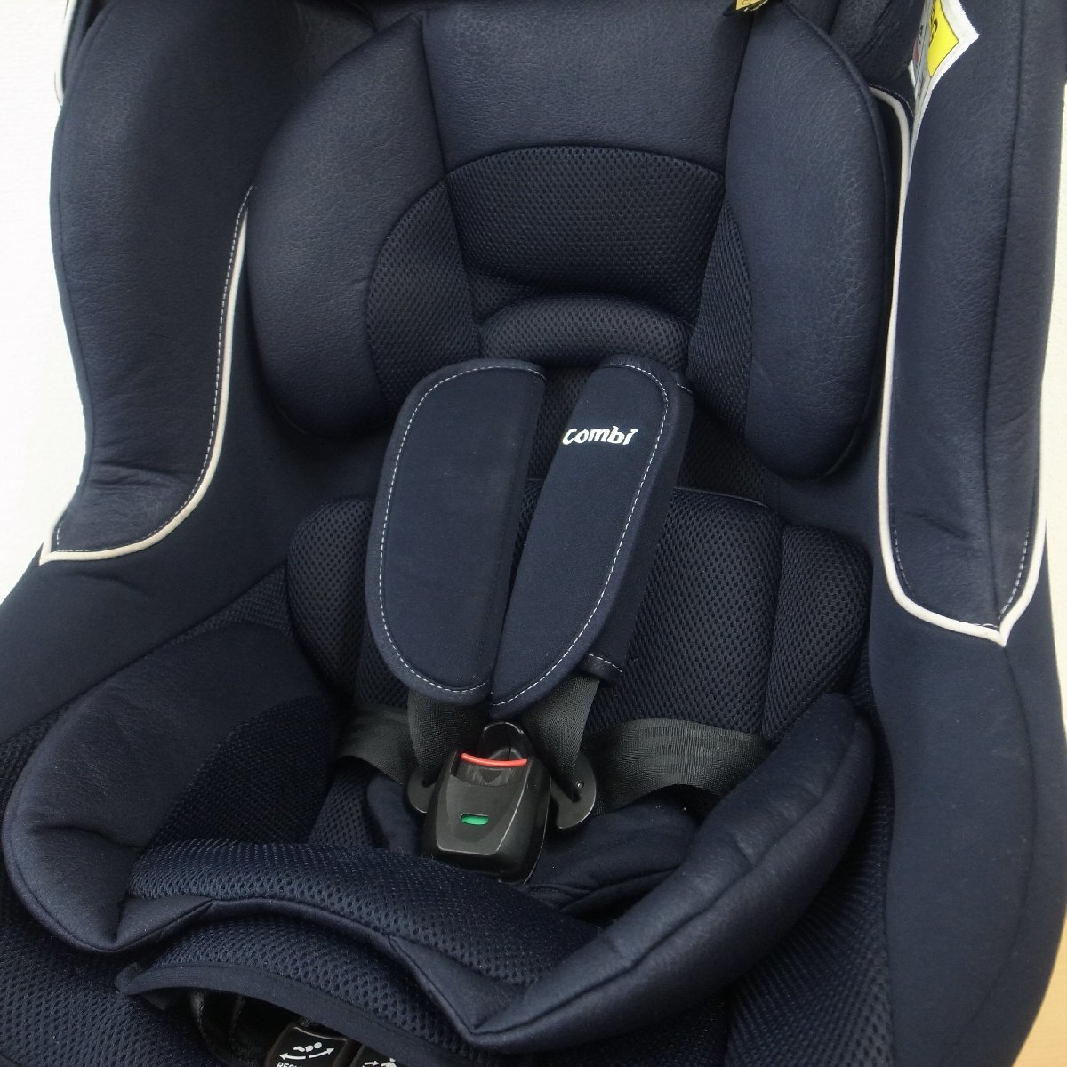 1186T　Combi コンビ　クルムーヴ エッグショックPJ　CG-CTG　チャイルドシート　シートベルト装着　ネイビー　新生児～4歳頃_画像8