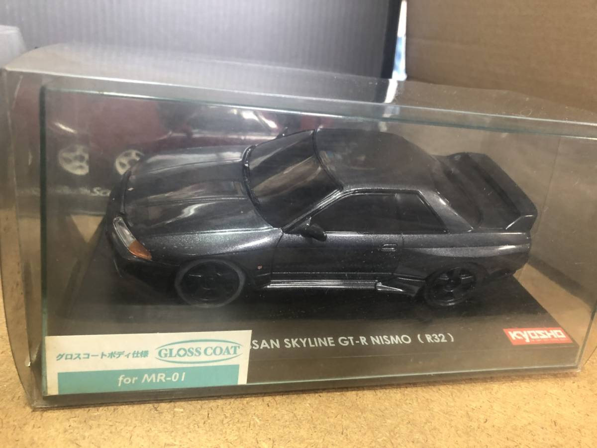 未使用　京商　ミニッツ　R32GT-R 4台セット　KYOSHO BNR32 STPタイサン　土屋圭市　MINI-Z_画像3