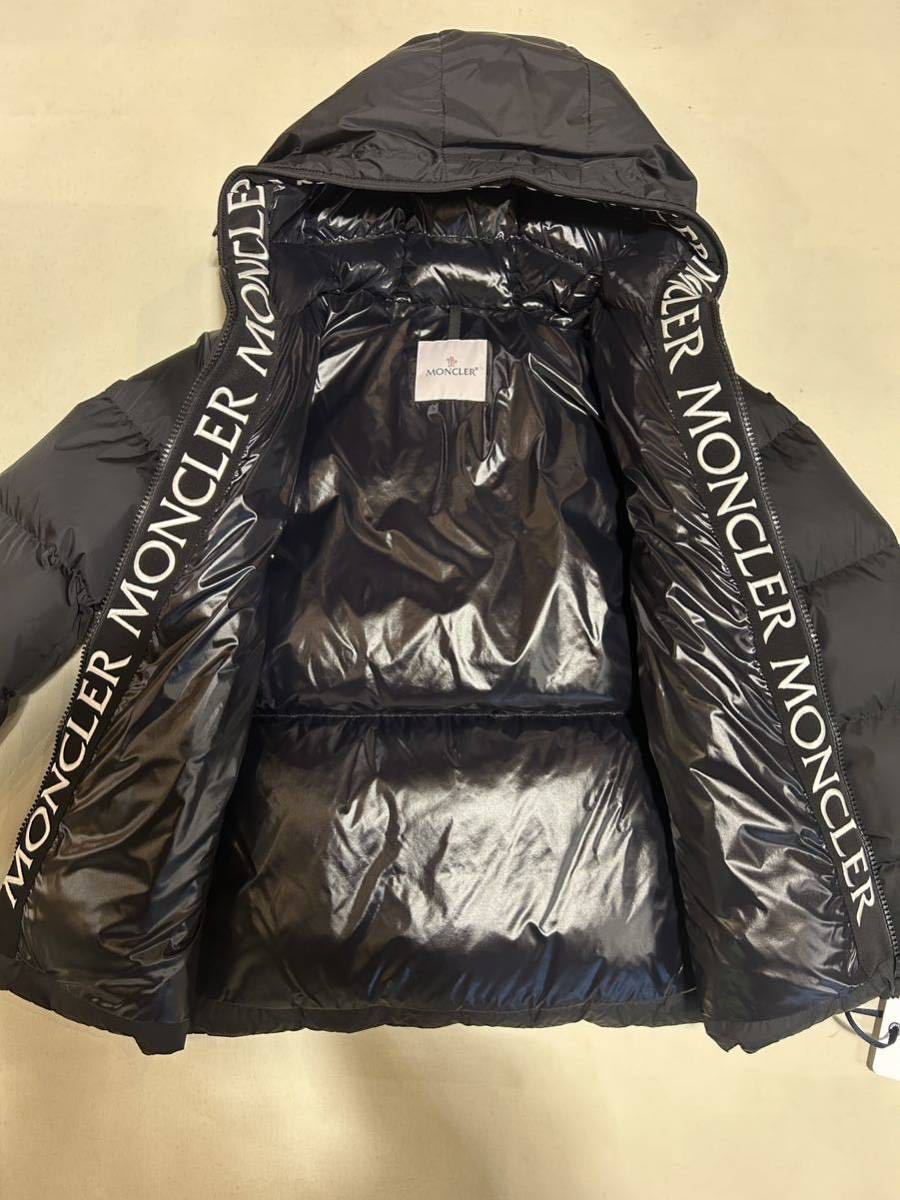 新品未使用 MONCLER モンクレール MONTCLA GIUBBOTTO モンクラー ダウンジャケット サイズ2_画像3