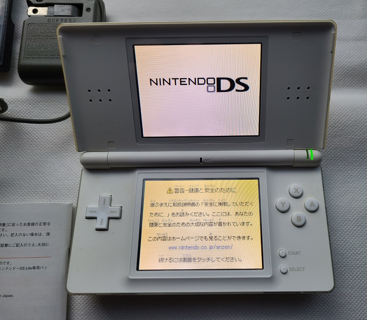 【中古】レア ニンテンドーDS lite SDガンダム Gジェネレーション クロスドライブ νガンダムver. 限定版 下画面 訳ありの画像5