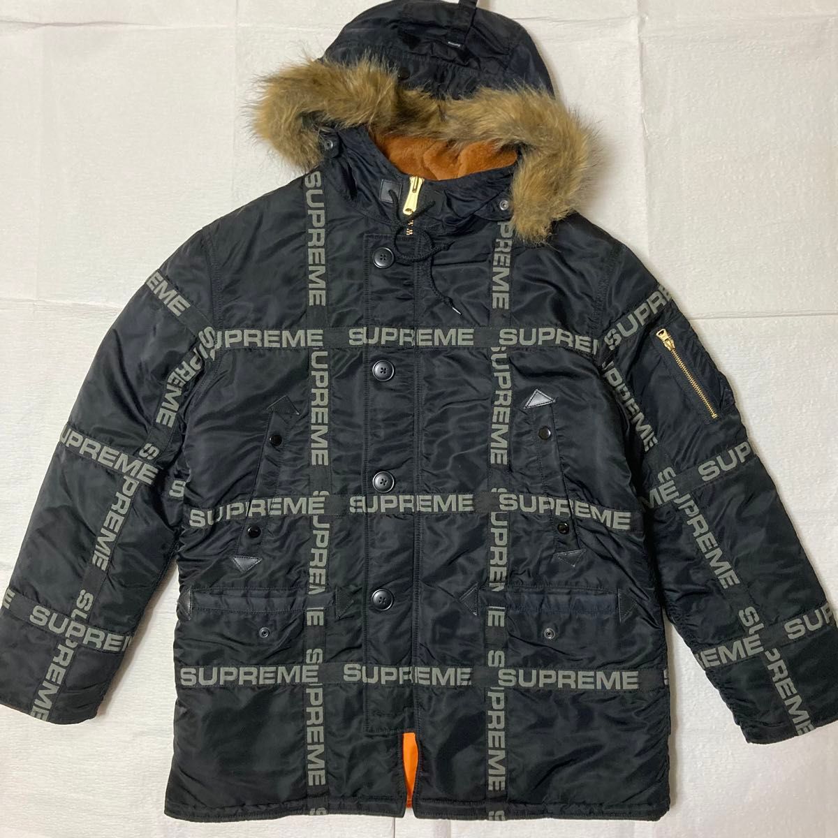 SUPREME Logo Tape N-3B Parka