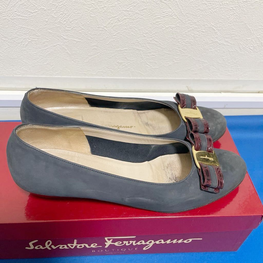 Salvatore Ferragamo イタリア製 サルヴァトーレフェラガモ 靴 7 日本（24.0） ネイビー 現状保管品_画像4