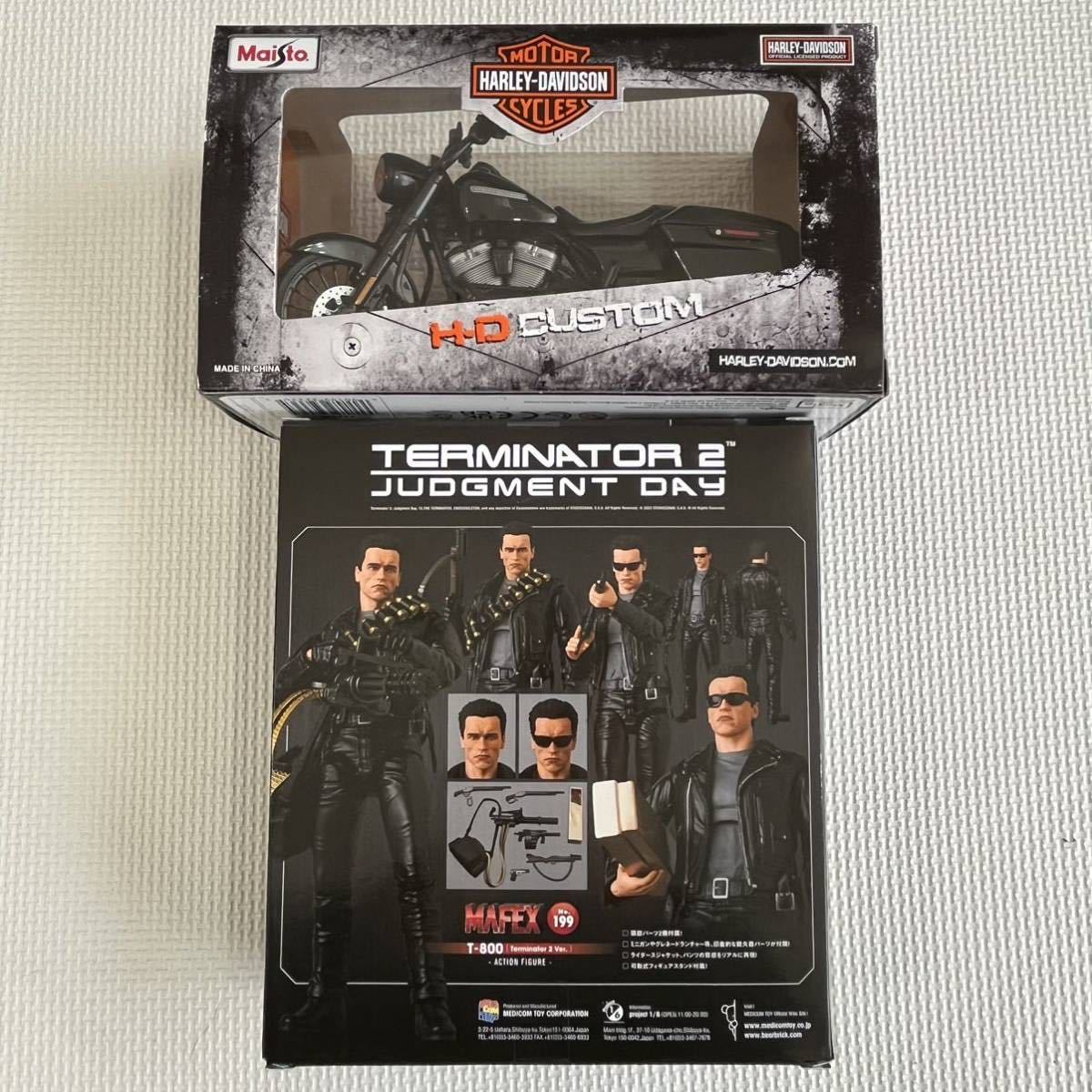 MAFEX T-800 (T2 Ver.)/マフェックス T-800(ターミネーター2)＋1/12ハーレーダビッドソン_画像2