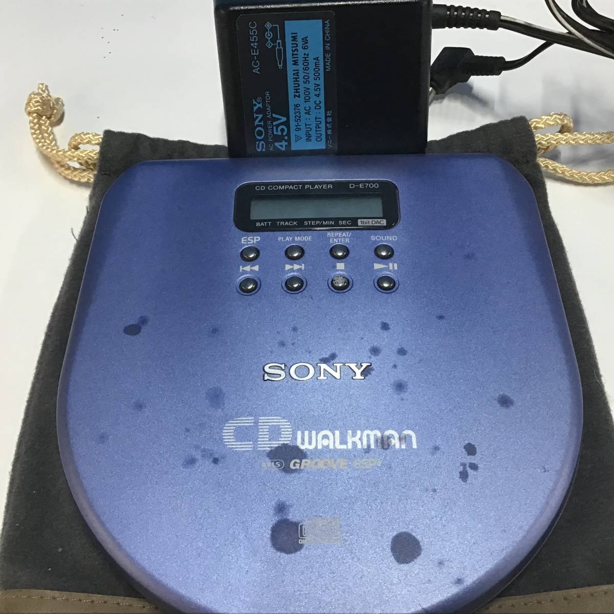 SONY ソニー ポータブル CDプレーヤー D-E700 通電OK 読みより 再生NG ジャンク扱いの画像1