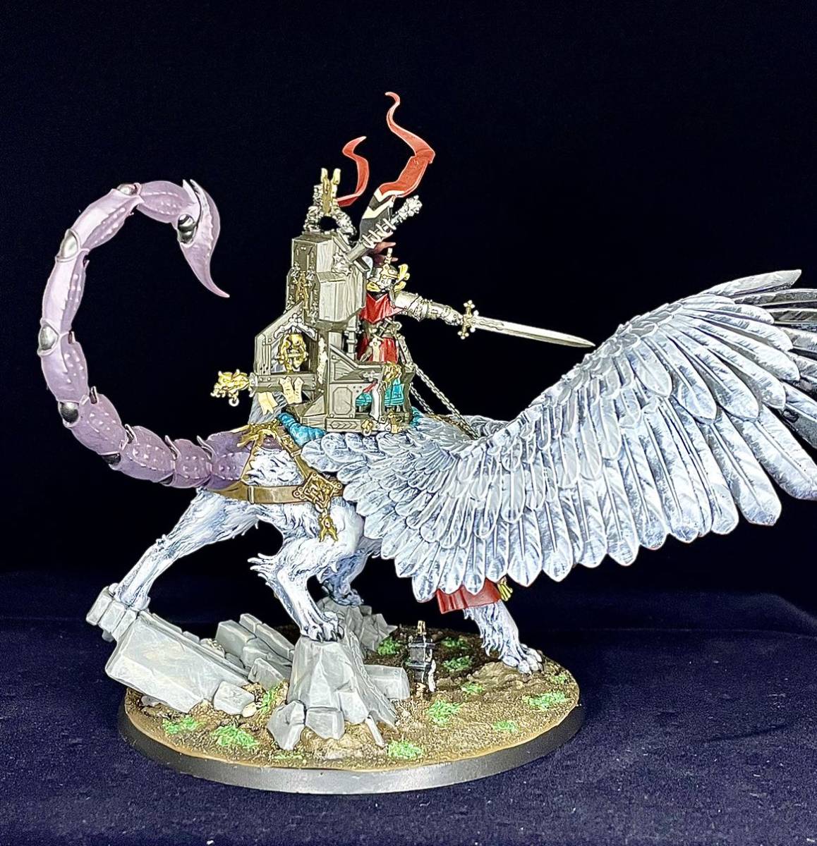 【塗装済み完成品】ウォーハンマー 焦界の獅子”ターリア・ヴェドラ　TAHLIA VEDRA LIONESS OF THE PARCH WarHammer_画像5