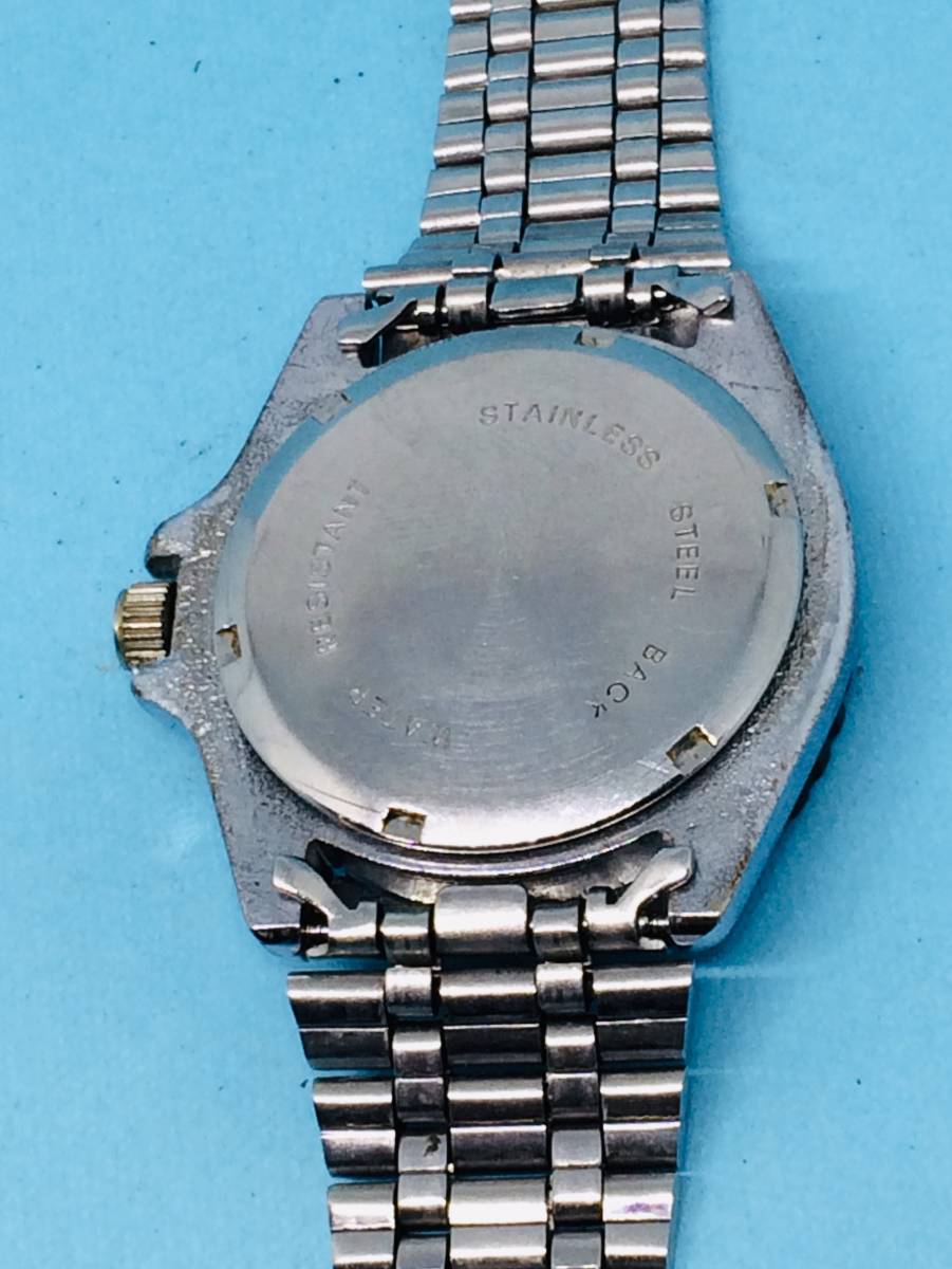 (C41)ブラックフェイス(*'▽')シチズンQQディト（電池交換済み）ダイバーズタイプメンズ腕時計USED（送料全国一律185円）素敵な時計です。_電池交換・クリーニング済み