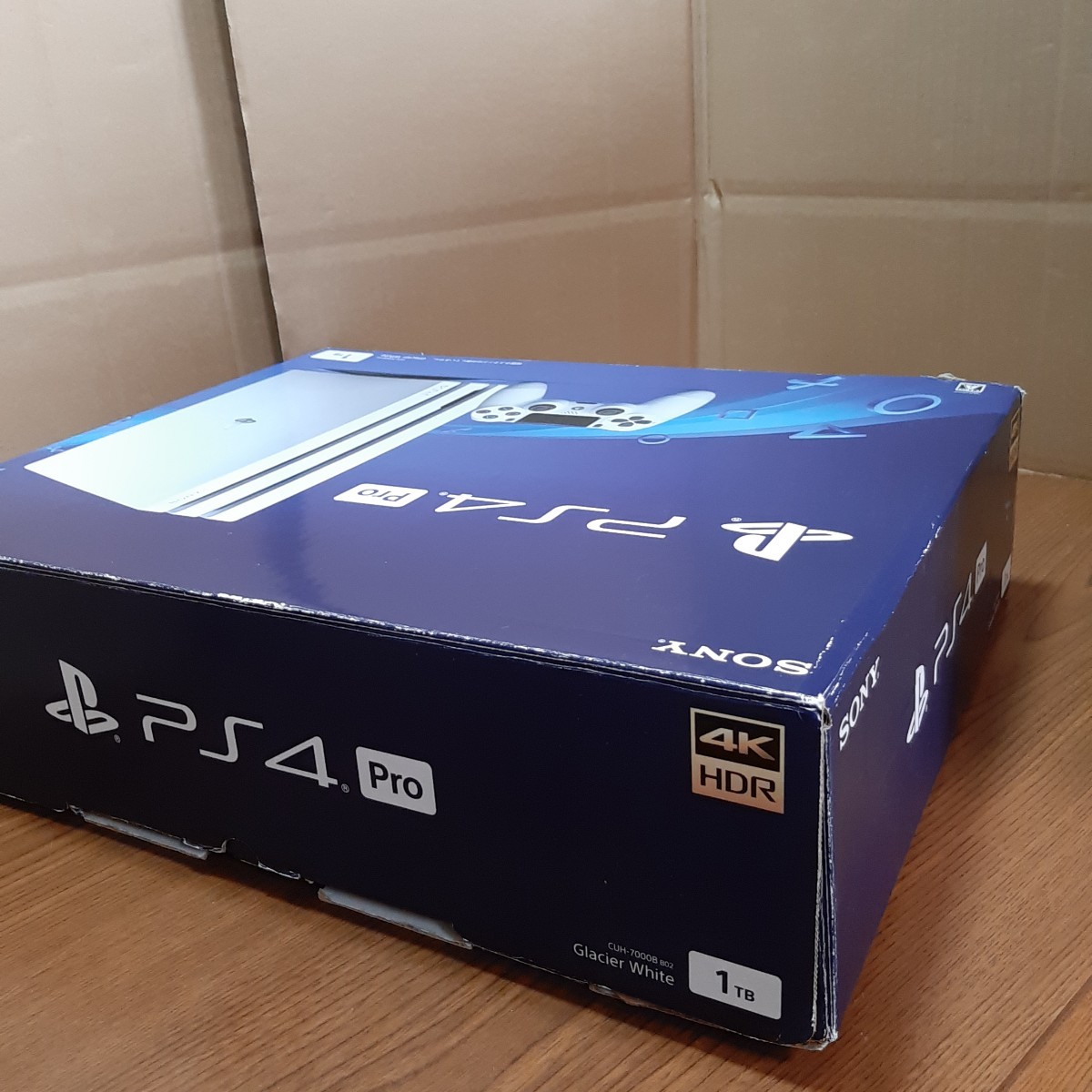 「PlayStation4 Pro グレイシャー・ホワイト 1TB CUH-7000BB02」の箱PS4の箱　　外箱　空箱のみ　本体なし3個セット_画像3