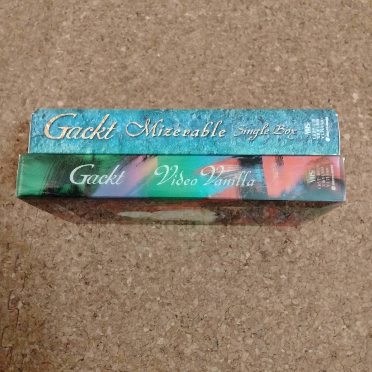  mountain ]VHS videotape GacktgaktoVieo Vanilla/Mizerable Single Box 2 pcs set 