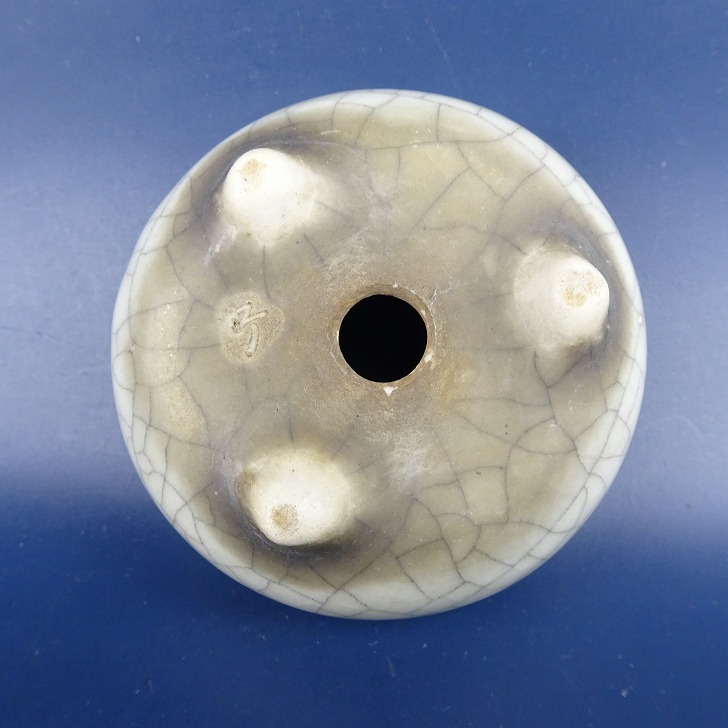 中古】盆栽鉢 町直 今岡町直 小鉢 長辺 約7.8cm 丸鉢 青磁 大 中古】盆栽鉢 町直 今岡町直 小鉢 長辺 約7.8cm 丸鉢 青磁 大