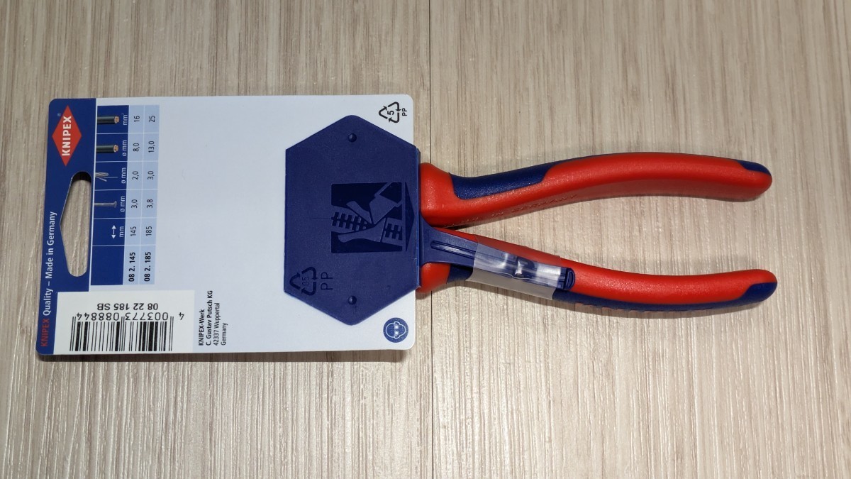 クニペックス【KNIPEX】185㎜ 0822-185（SB）ニードルノーズペンチ　　新品未使用★在庫あり