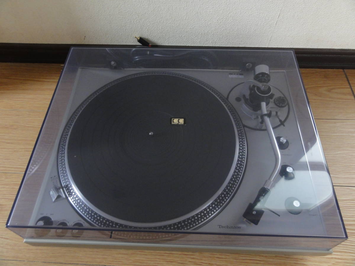 Technics SL-1600 D.D.オートマティックレコードプレーヤー中古　カートリッジEPC-270C新品針付き　メンテ済動作品_画像3