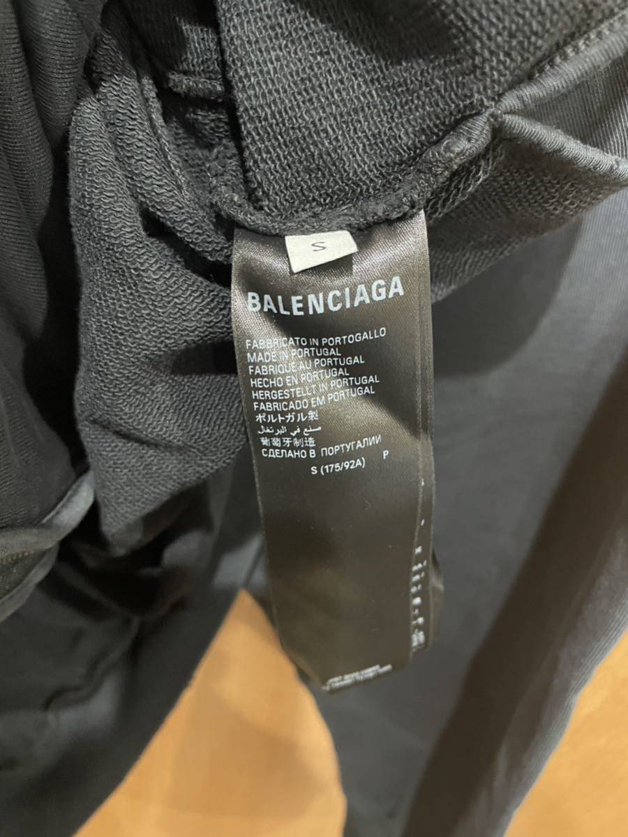 新品未使用品　BALENCIAGA バレンシアガ　ダメージ加工　ジップアップパーカー_画像5