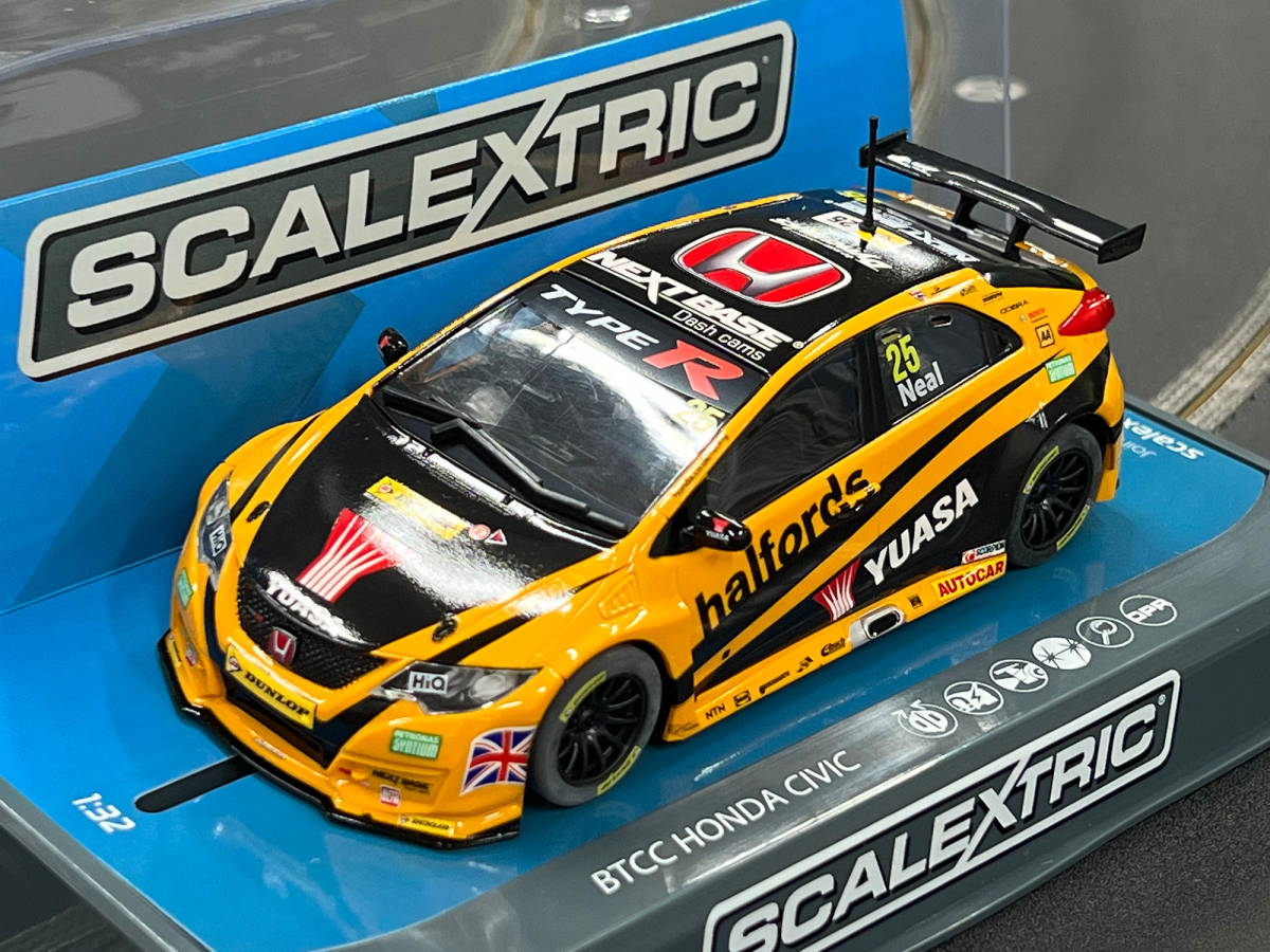 No.118 SCALEXTRIC BTCC MG6 No.66 Josh Cook [新品未使用 1/32スロットカー]_画像1