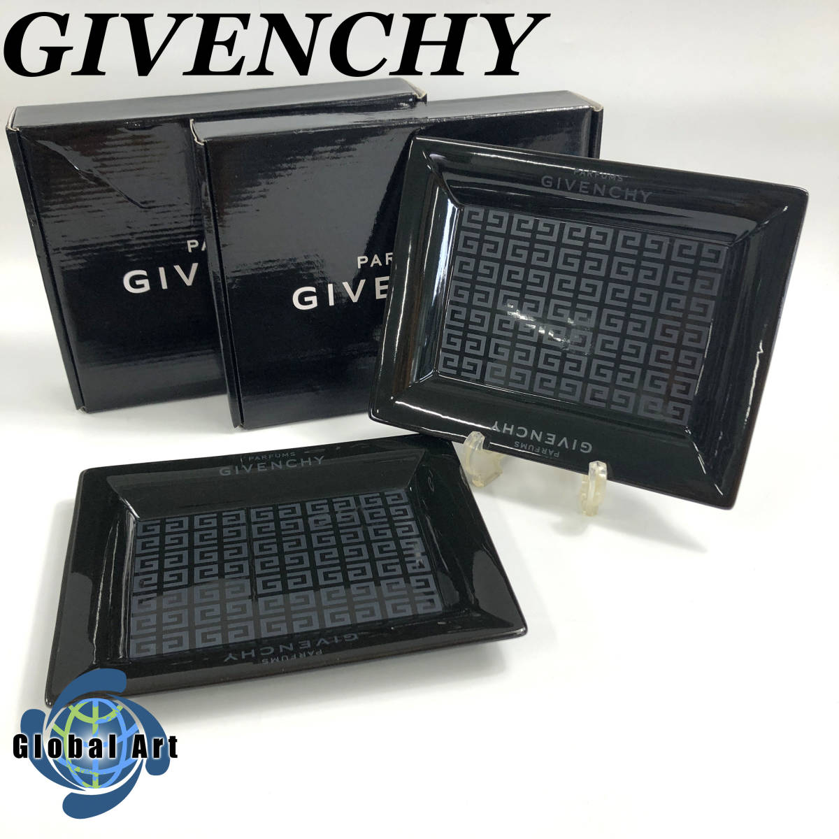 ★D11323【未使用保管品】GIVENCHY ジバンシィ/プレート/ロゴ/VIDE POCHE 4G TRAY/約17.2㎝×約21.8㎝/まとめて/計2点セット/箱付_画像1