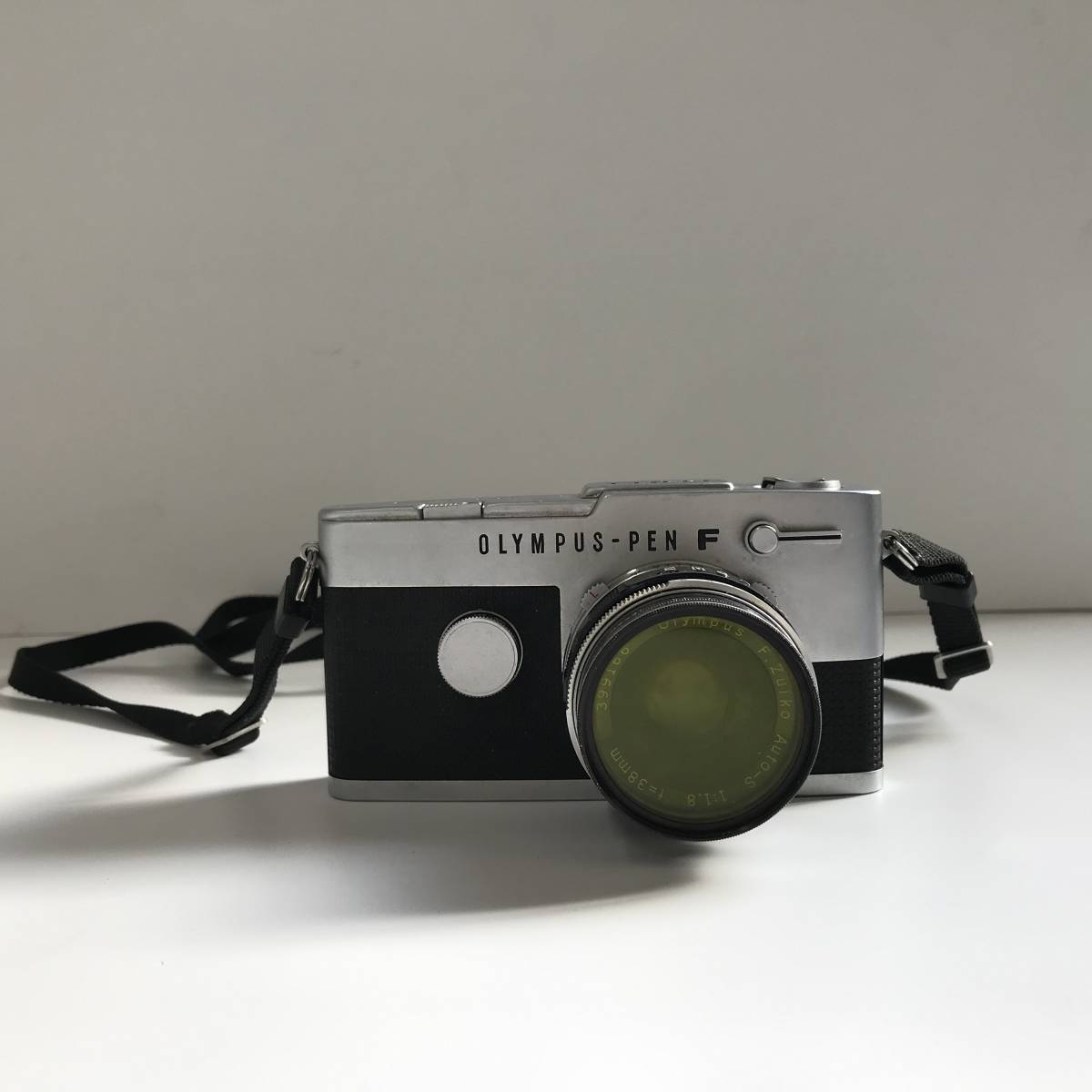 OLYMPUS PEN-F オリンパス フィルムカメラ 一眼レフカメラ Auto-S 1:1,8 f=38mm 中古 古いもの ヴィンテージ vintage film camera 現状品_画像2