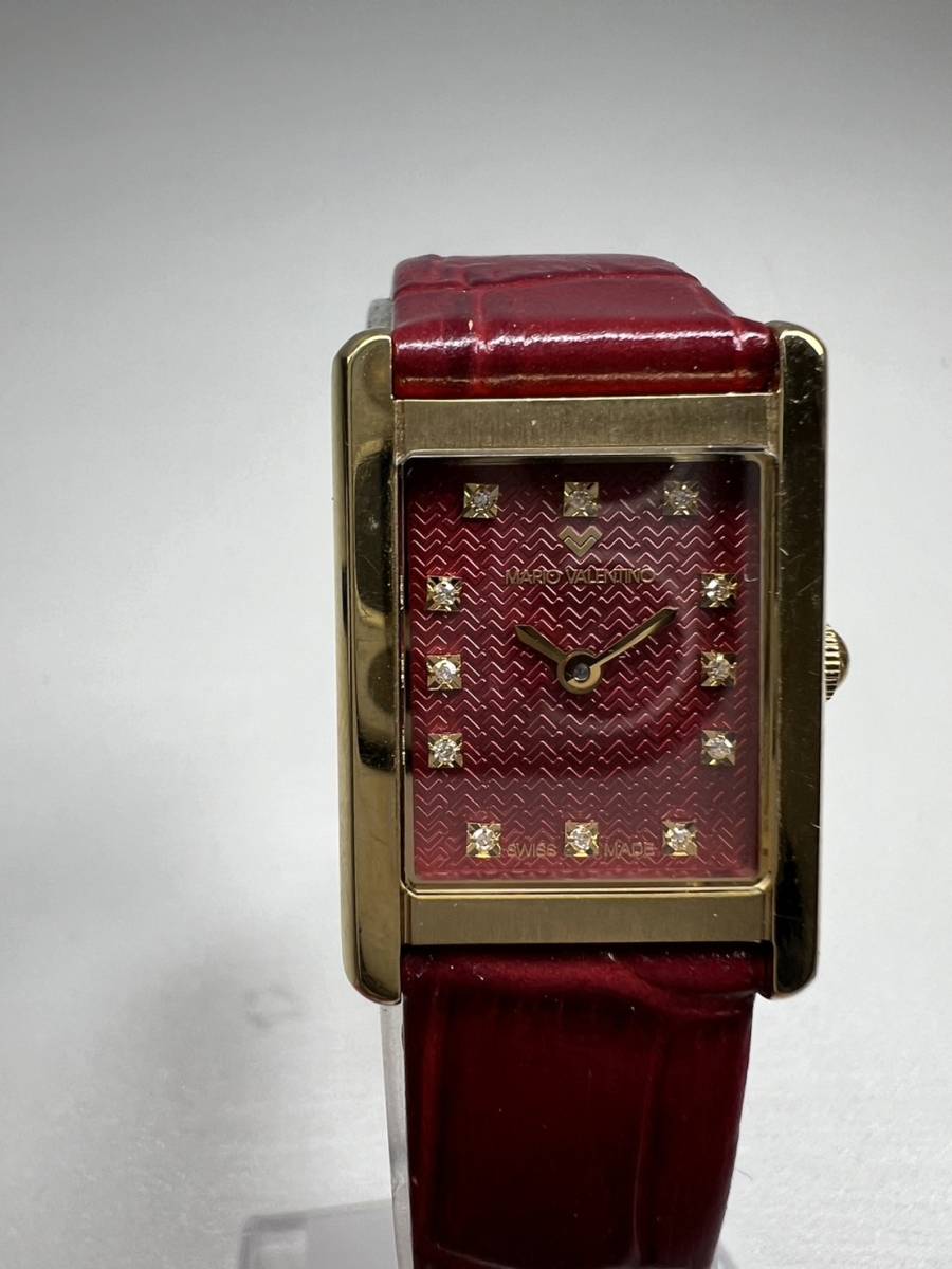MARIO VALENTINO マリオバレンチノ 腕時計 レディース 電池切れ 現状 日本上陸50周年記念 コーラルレッド 世界限定950点_画像3