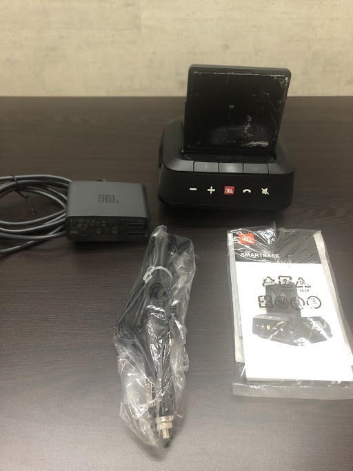 #9041 JBL SMARTBASE Bluetoothスピーカー Qi充電対応 車載用 ADAS ドライブレコーダー ナビアプリ対応 現状品_画像4