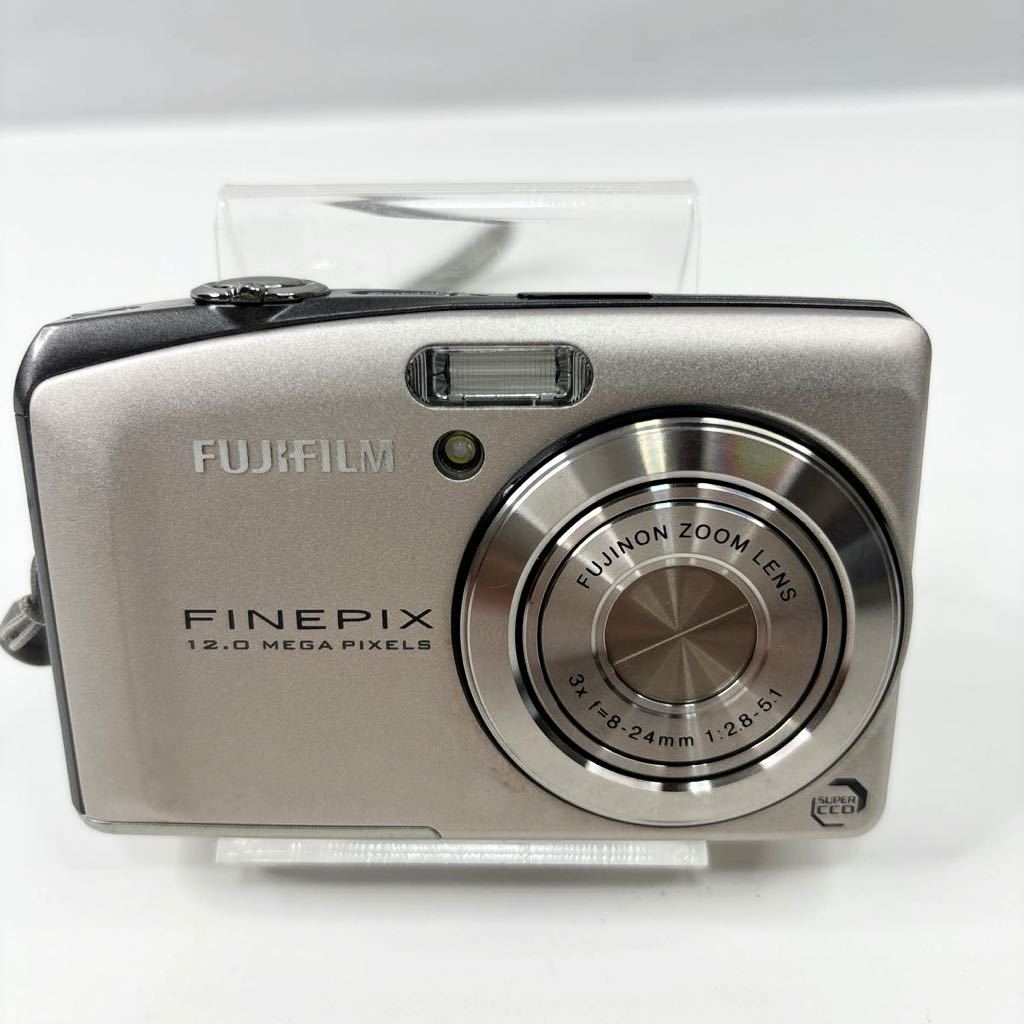【1円出品】デジカメ デジタルカメラ FUJIFILM FinePix F60fd 12.0 フジフィルム (706)_画像1