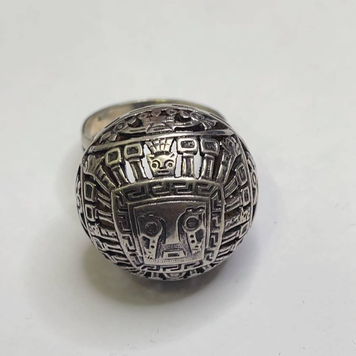 ヴィンテージ ペルー製 シルバー 刻印有り インカ神話創造神 ドームリング 指輪 サイズ 19号_画像4