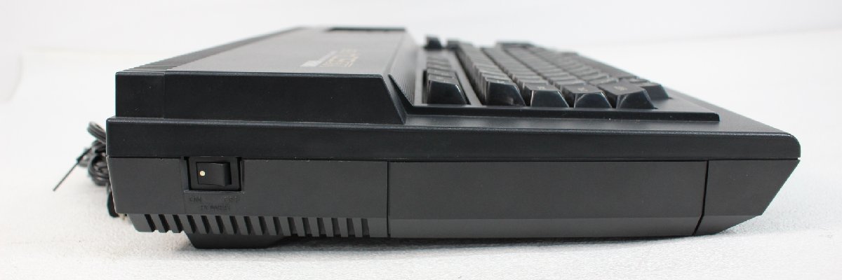 □ジャンク品□ YAMAHA YIS-604/128 MSX2 パソコン ※電源入りません （2753996)_画像4