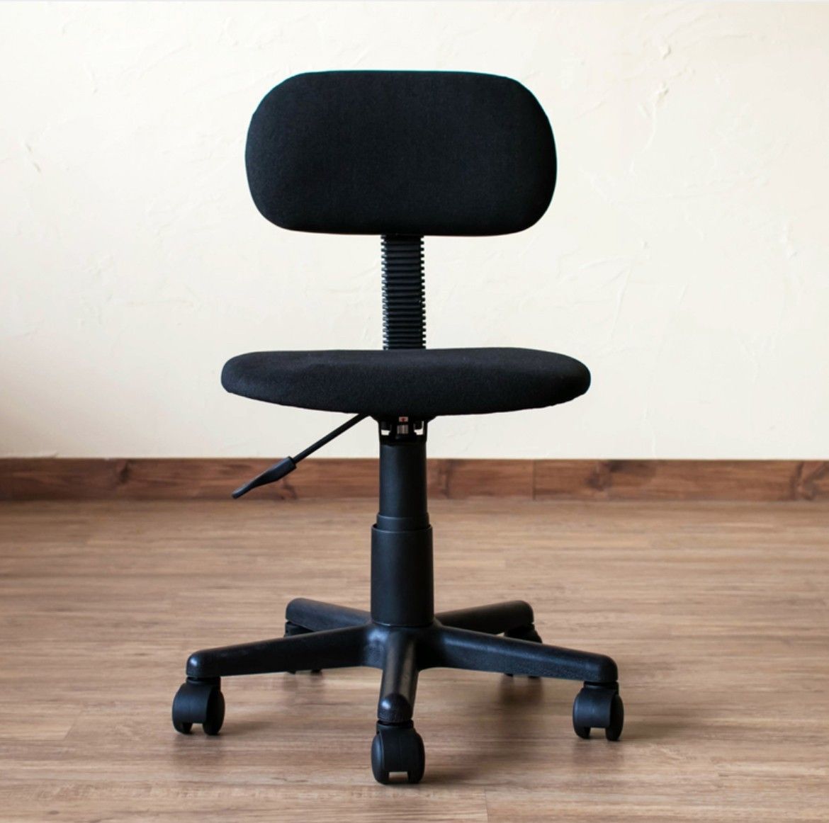 【新品 送料無料】オフィスチェア　全4色　昇降式　デスクチェア　キャスター付き　　椅子　チェア　ワークチェア　 パソコンチェア
