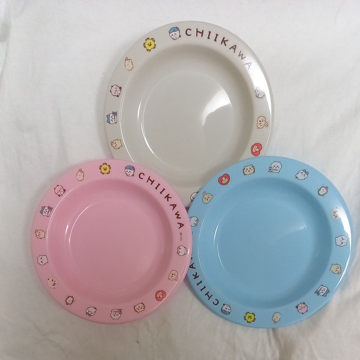 ちいかわ/小皿3枚セット/キッチン 食器 ランチ 日本製 抗菌仕様 ちいかわ/小皿3枚セット/キッチン 食器 ランチ 日本製 抗菌仕様