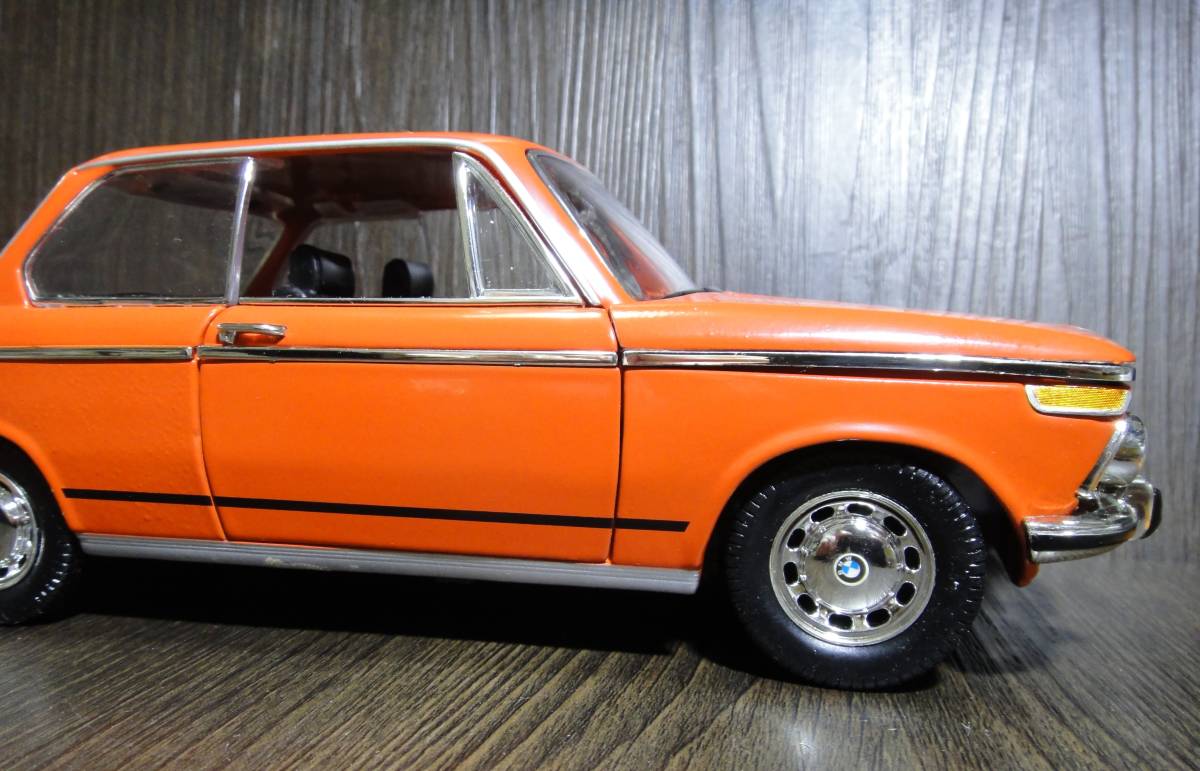 ミニカー 1/18 ★ ANSON アンソン BMW 2002 tii カラー : オレンジ　ダイキャストモデル 【 ジャンク品 】_画像7